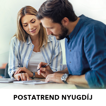 Postatrend nyugdíj - A képen egy pár bejegyez valamit egy noteszba