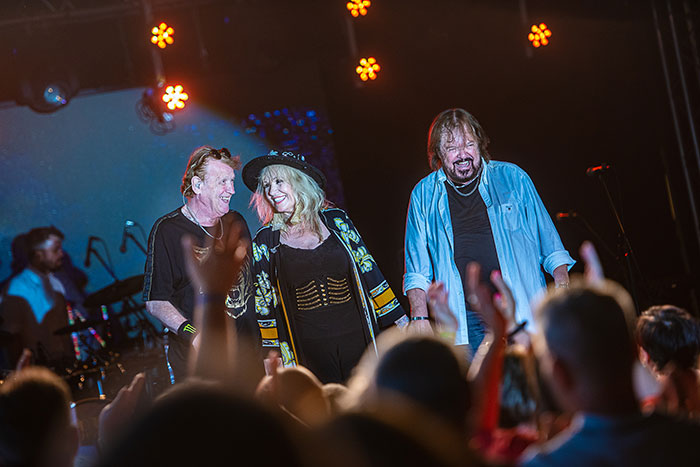 A képen a Neoton familia szerepel