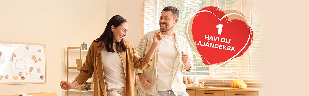 PostaÉdesOtthon őszi kampány - 1 havi díj ajándékba. A képen egy fiatal pár táncol egy új lakásban